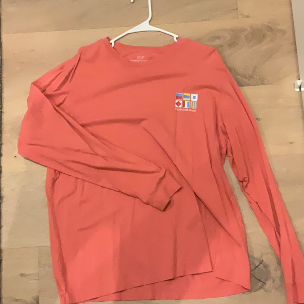 Vineyard vines long sleeve tshirt
